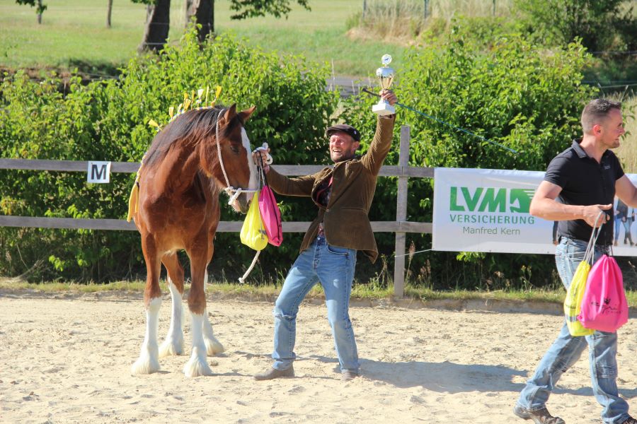 Heiko mit Dancer "Beste Jährlingspräsentation"