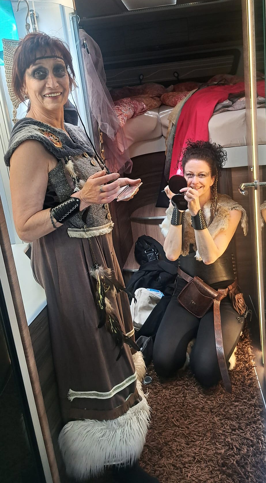 Backstage Maske